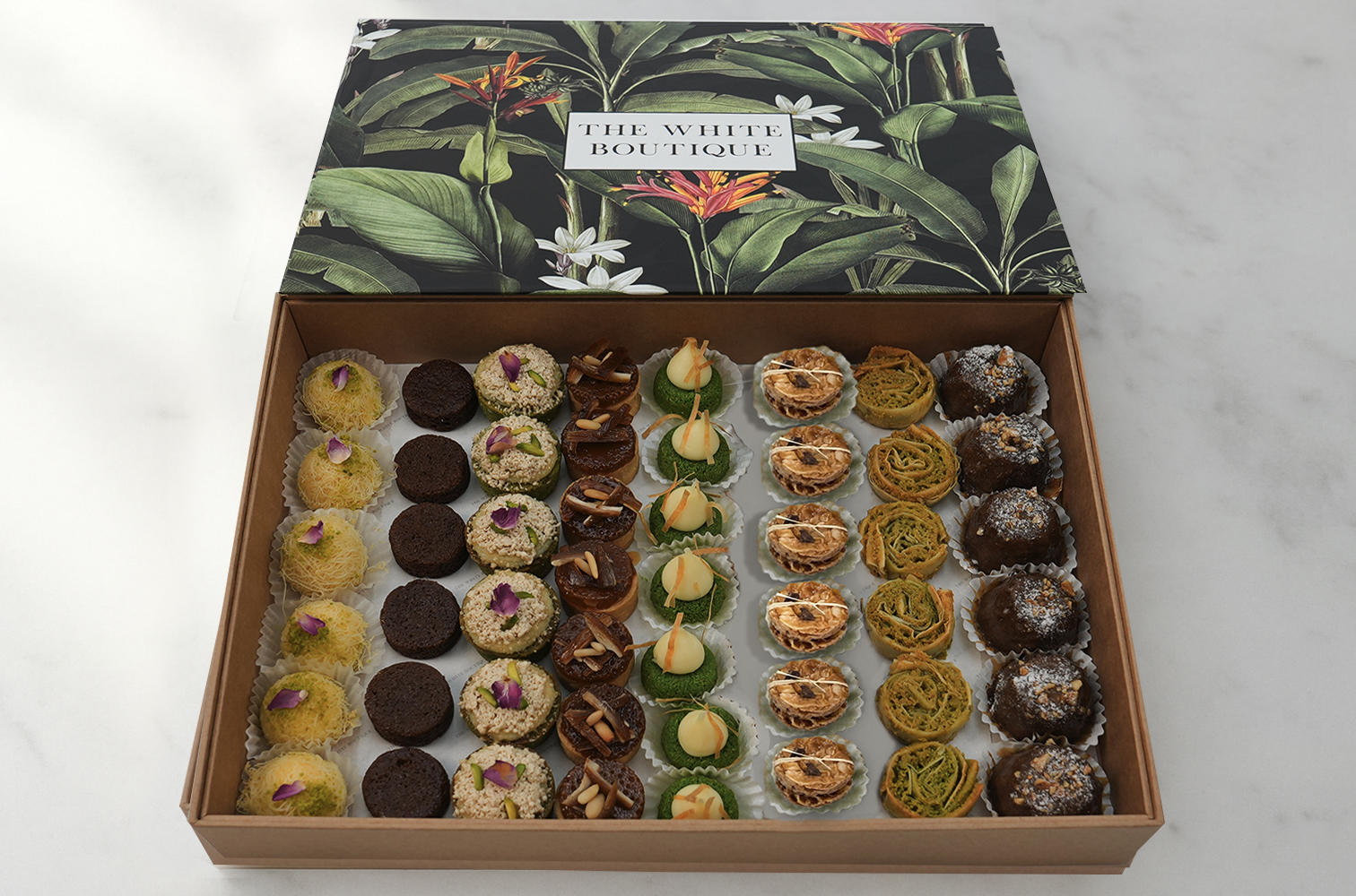 DESSERT LAYERED BOX 2
