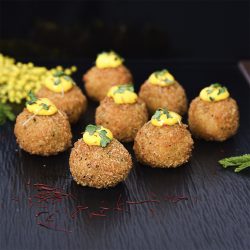 twb-Loomi-Aranchini-Harees-with-Saffron-fingerfood_0